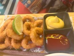 -Famous肥猫墨西哥音乐餐吧(五棵松华熙LIVE店)