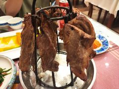 馕坑黄金烤肉-巴依老爷新疆美食(清华东门店)