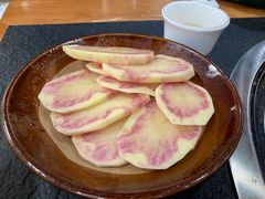 -阿山卓·野生菌火锅·纳西火塘烤肉