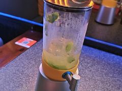 -路边边.炒菜烧烤.音乐餐厅(良乡长虹店)