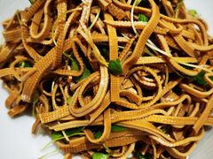 -老六饭店(翠通路店)