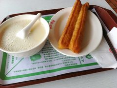 豆浆油条-六和餐饮(东城根店)