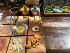 -银米·云南传统过桥米线(双廊黑金冠店)
