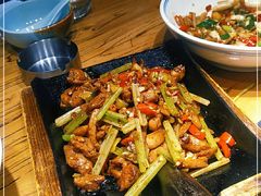 -恋湘小镇(纺织大厦店)