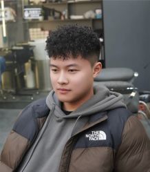 -尤司男士国潮理发馆