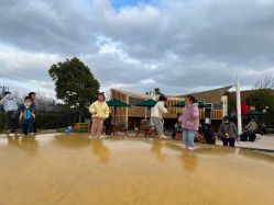 -季高兔窝窝亲子园(上海薰衣草公园店)