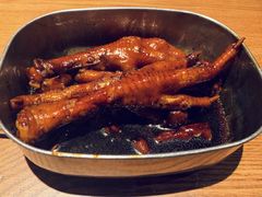 弄堂里的卤鸡爪-弄堂里·寻味杭州(湖滨银泰in77C区店)