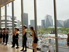 -Z&B Fitness Studio·Gym(前滩L+PLAZA店)