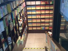 -新华书店(新街口旗舰店)