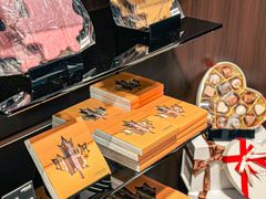 -Laderach 莱德拉(上海环贸iapm店)