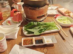 -阿润打边炉·鲜切鸡煲(华漕店)