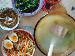 -阿姨来了月嫂服务中心(徐汇店)