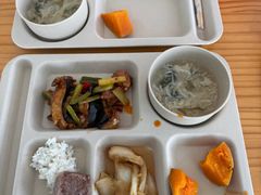 -上海宝信宝马4S店