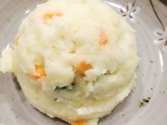 -亲昵春川鸡排(韩国美食街店)