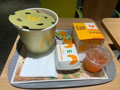 -麦当劳(浦江镇绿地乐和城店)