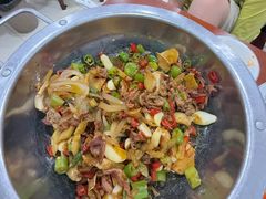 -湖南人家湘菜馆(镇江路店)