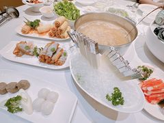 -洋房火锅(上海新天地南北里店)