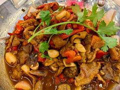 -堂瓦里·33年传统赣菜(第一街区店)