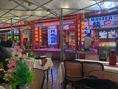 -刘姐啤酒鱼民族演艺餐厅(西街总店)