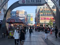 -BIFF 广场