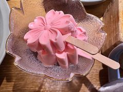 樱花冰淇淋-蜜桃餐厅·伴山(海岸城店)