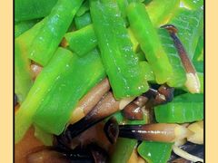 -郑庄脂渣海鲜楼(九水路店)