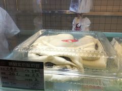 -白玉兰食品甜凤店(合生汇店)