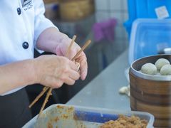 现包汤包-百年尹氏汤包(湖南路狮子桥店)