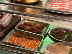 -唯成•韩国炭火烤肉 유성고기