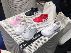 -NIKE品牌体验店(南京东路店)