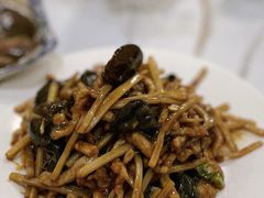 鱼香鸭丝-余杨鸭鸭餐厅