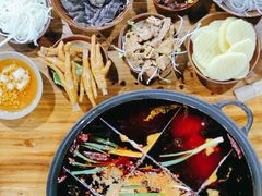 -正南齊北重庆老火锅(光华村直营店)