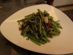 水芹炒豆干-中国徽菜·徽商故里(远大店)