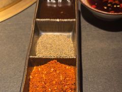 -铭牛烧肉·和牛海鲜自助(高新月牙湖店)