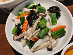 -前海沿·青岛菜(李沧万达店)
