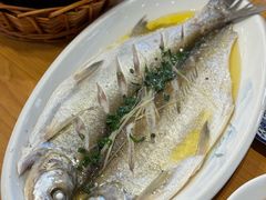 -品鲜村农家菜·阳澄湖大闸蟹(总店)