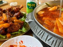 -喇喇排骨火锅·传统韩式脊骨汤(望京西园总店)