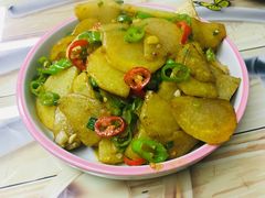 尖椒带皮小土豆-新安江奶酸菜鱼(总店)