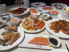 -四海一家自助餐(益田假日广场店)