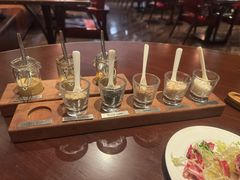 -恰餐厅及酒吧 CHAR Bar & Grill (北京丽都皇冠假日店)