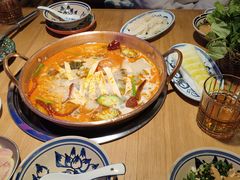 -洱火云南酸菜牛肉火锅(石景山当代商城店)