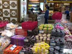 零售区-采芝斋(延安路店)