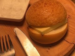 冰镇迷你菠萝油-来龙里 精致 东南亚餐室(万象城店)