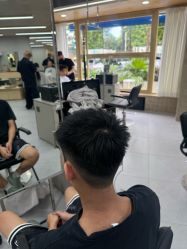点击看大图 -十六番发型师事务所