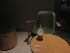 -星巴克(成都市中海右岸环宇坊店)