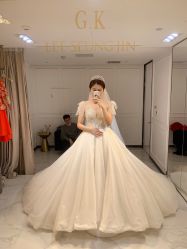 点击看大图 -GRACE KELLY婚纱与礼服(北京店)