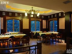 餐厅环境-临床半包房-金汉斯(人民商场店)