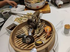 -小渔莊•地道胶东菜(旅游路万象省博物馆店)
