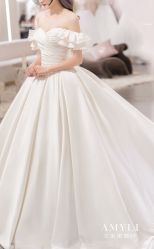 -艾米丽婚纱礼服