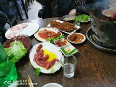 -韩风烤牛肉冷面店